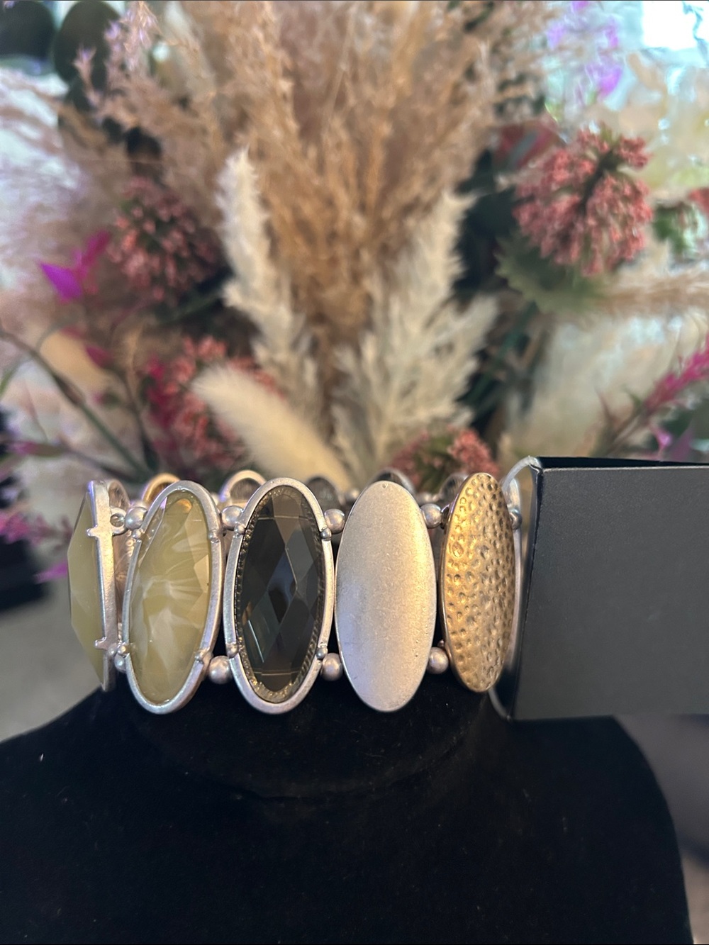 Massini Olive & Silver Oval Stretch Bracelet